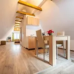 Manuela Residence